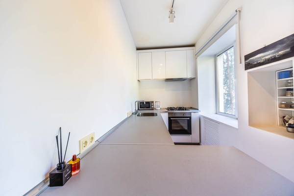 Продам 2-комн. в 3-комн. квартире, Бакунинская ул, 4-6, Москва г