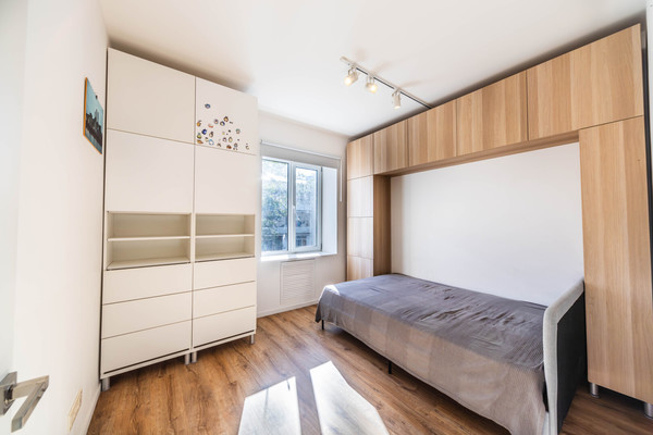 Продам 2-комн. в 3-комн. квартире, Бакунинская ул, 4-6, Москва г
