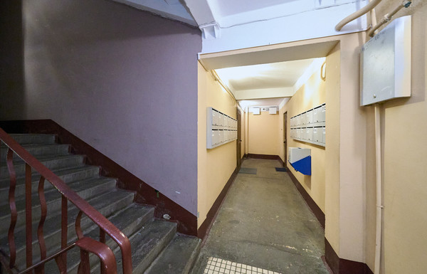 Продам трехкомнатную (3-комн.) квартиру, Вавиловых ул, 8к1, Санкт-Петербург г