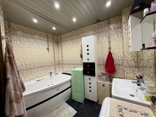 Продам трехкомнатную (3-комн.) квартиру, Дружбы ул, 1а, Чехов г