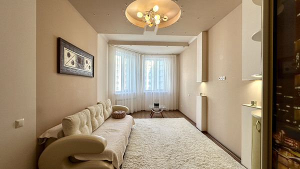 Продам трехкомнатную (3-комн.) квартиру, Ямская ул, 14, Ханты-Мансийск г