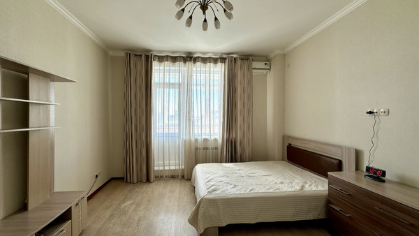Продам трехкомнатную (3-комн.) квартиру, Ямская ул, 14, Ханты-Мансийск г