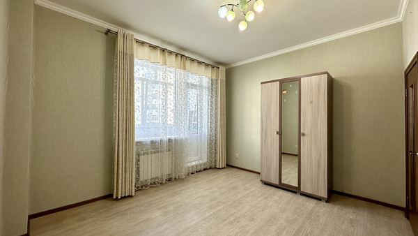 Продам трехкомнатную (3-комн.) квартиру, Ямская ул, 14, Ханты-Мансийск г