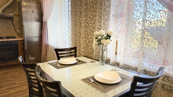 Продам трехкомнатную (3-комн.) квартиру, Вагоностроителей пр-кт, 55, Нижний Тагил г