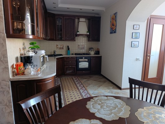 Продам трехкомнатную (3-комн.) квартиру, Парковая ул, 31, Анапа г