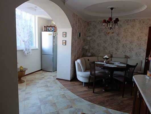 Продам трехкомнатную (3-комн.) квартиру, Парковая ул, 31, Анапа г