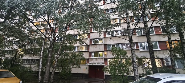 Продам комнату в 3-комн. квартире, Наличная ул, 40к1, Санкт-Петербург г