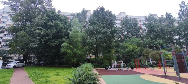 Продам комнату в 3-комн. квартире, Наличная ул, 40к1, Санкт-Петербург г