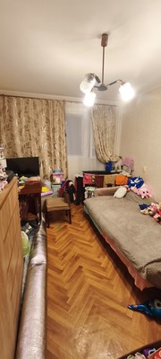 Продам комнату в 3-комн. квартире, Наличная ул, 40к1, Санкт-Петербург г