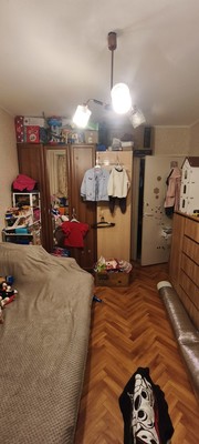 Продам комнату в 3-комн. квартире, Наличная ул, 40к1, Санкт-Петербург г