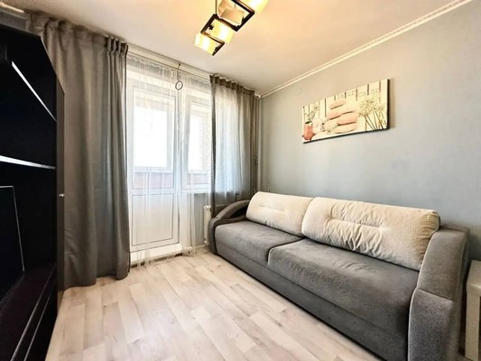 Продам однокомнатную (1-комн.) квартиру, Березина ул, 82, Красноярск г