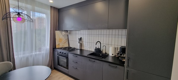 Продам двухкомнатную (2-комн.) квартиру, Нахимовский пр-кт, 37к2, Москва г