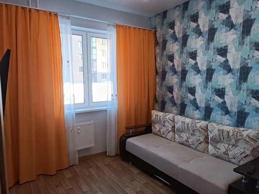 Продам однокомнатную (1-комн.) квартиру, Тимофея Чаркова ул, 69, Тюмень г