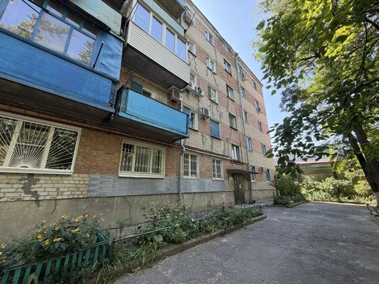 Продам двухкомнатную (2-комн.) квартиру, Волоколамская ул, 3, Ростов-на-Дону г