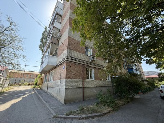 Продам двухкомнатную (2-комн.) квартиру, Волоколамская ул, 3, Ростов-на-Дону г