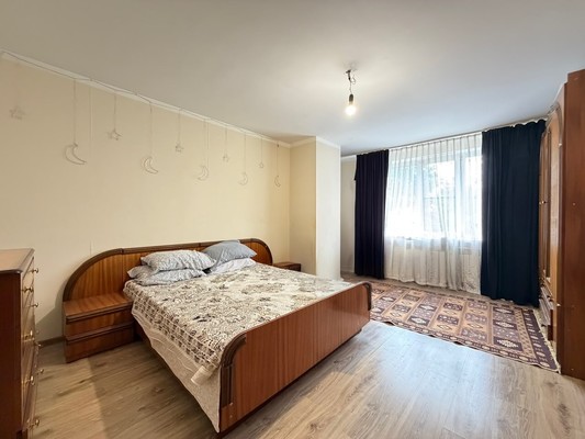 Продам двухкомнатную (2-комн.) квартиру, Московская ул, 12, Нальчик г