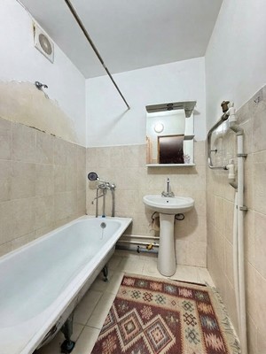 Продам двухкомнатную (2-комн.) квартиру, Московская ул, 12, Нальчик г