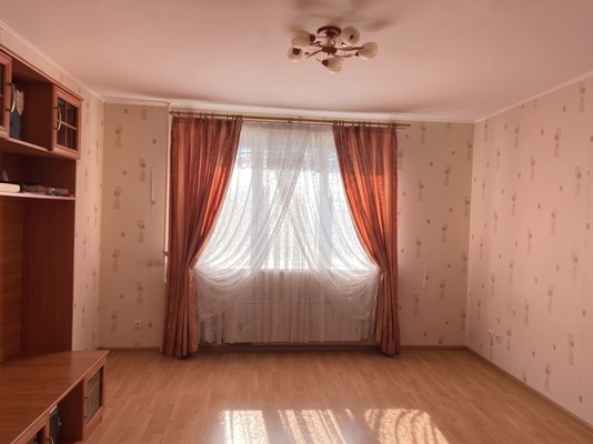 Продам однокомнатную (1-комн.) квартиру, Полковника милиции Курочкина ул, 17, Троицк г