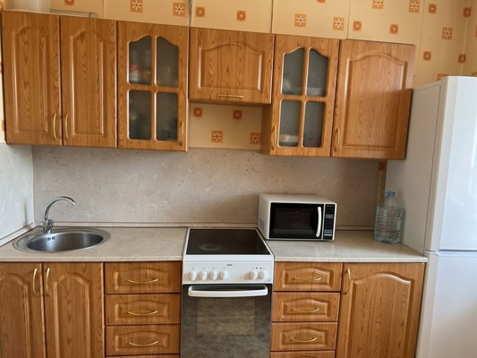 Продам однокомнатную (1-комн.) квартиру, Полковника милиции Курочкина ул, 17, Троицк г