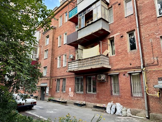 Продам многокомнатную квартиру, Клубная ул, 13, Ростов-на-Дону г
