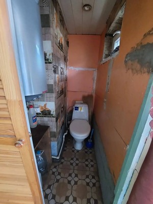 Продам однокомнатную (1-комн.) квартиру, Футболистов ул, 9, Симферополь г