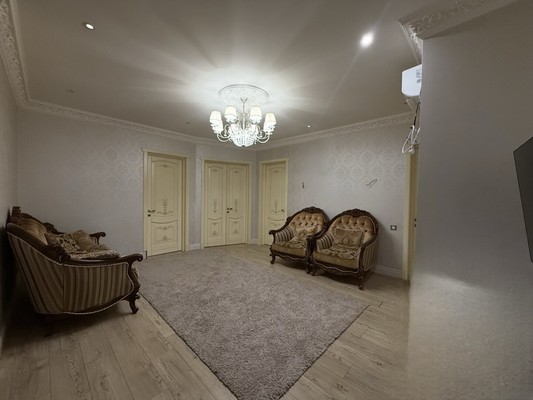 Продам многокомнатную квартиру, Эльбрусская ул, 19б, Нальчик г