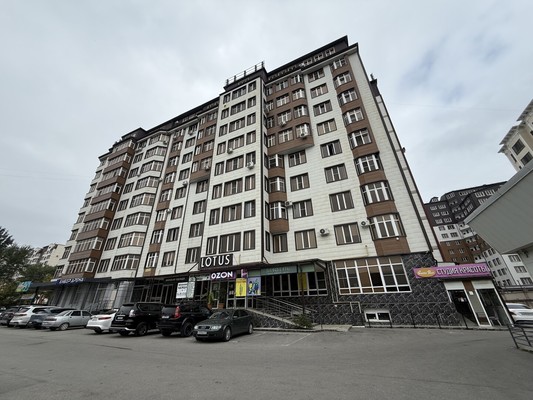 Продам многокомнатную квартиру, Эльбрусская ул, 19б, Нальчик г