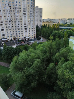 Продам однокомнатную (1-комн.) квартиру, Адмирала Лазарева ул, 61, Москва г