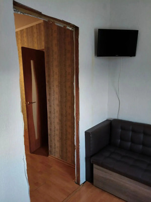 Продам однокомнатную (1-комн.) квартиру, Адмирала Лазарева ул, 61, Москва г