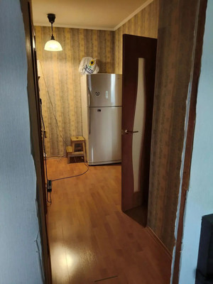 Продам однокомнатную (1-комн.) квартиру, Адмирала Лазарева ул, 61, Москва г