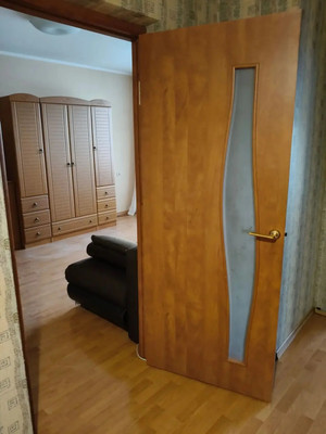 Продам однокомнатную (1-комн.) квартиру, Адмирала Лазарева ул, 61, Москва г