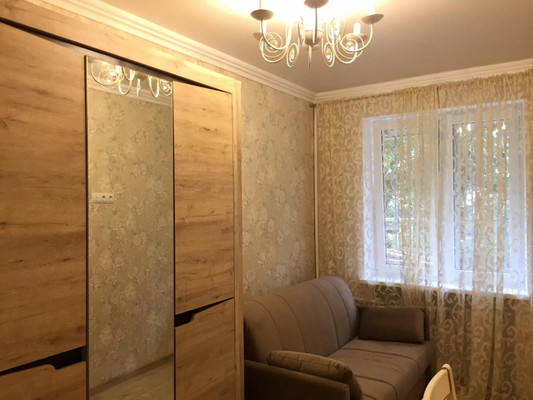 Продам двухкомнатную (2-комн.) квартиру, Цветной бульвар (Центральный р-н) ул, 10, Сочи г