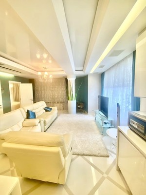 Продам трехкомнатную (3-комн.) квартиру, Воровского (Центральный р-н) ул, 45, Сочи г