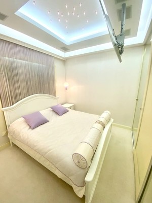 Продам трехкомнатную (3-комн.) квартиру, Воровского (Центральный р-н) ул, 45, Сочи г