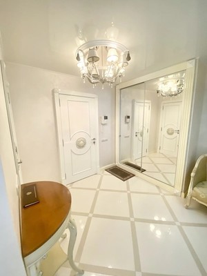 Продам трехкомнатную (3-комн.) квартиру, Воровского (Центральный р-н) ул, 45, Сочи г