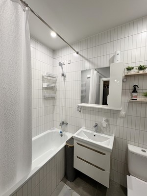 Продам двухкомнатную (2-комн.) квартиру, Южная ул, 15к10, Брёхово х