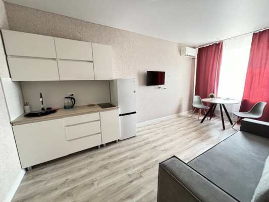 Продам однокомнатную (1-комн.) квартиру, Красина ул, 53к4, Цемдолина с