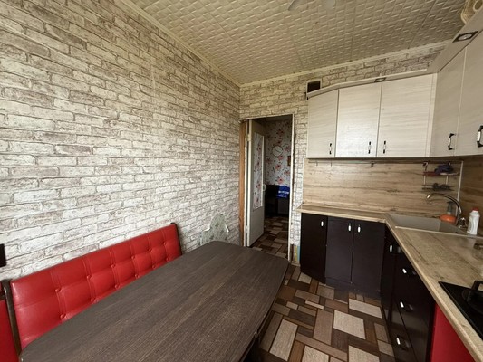 Продам двухкомнатную (2-комн.) квартиру, Тимакова ул, 22к1, Рязань г