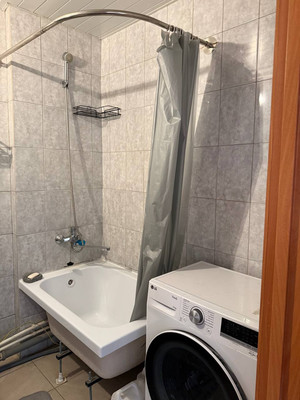 Сдам трехкомнатную (3-комн.) квартиру, Ростовская (Славянка тер.) ул, 5к1, Шушары п
