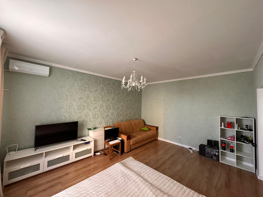 Продам однокомнатную (1-комн.) квартиру, Ленина пр-кт, 95кИ, Новороссийск г
