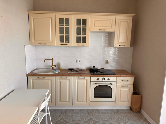 Продам однокомнатную (1-комн.) квартиру, Ленина пр-кт, 95кИ, Новороссийск г