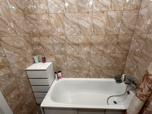 Продам однокомнатную (1-комн.) квартиру, Ленина пр-кт, 95кИ, Новороссийск г