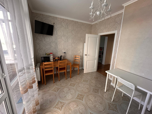 Продам однокомнатную (1-комн.) квартиру, Ленина пр-кт, 95кИ, Новороссийск г