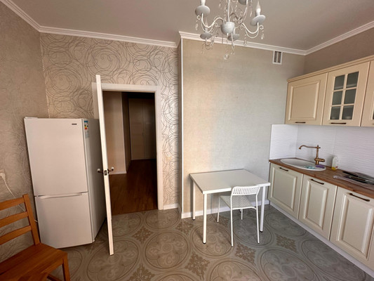 Продам однокомнатную (1-комн.) квартиру, Ленина пр-кт, 95кИ, Новороссийск г