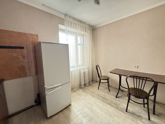 Продам двухкомнатную (2-комн.) квартиру, 2 Таманской Дивизии ул, 59, Нальчик г