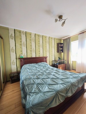 Продам многокомнатную квартиру, Ракетная ул, 32, Симферополь г