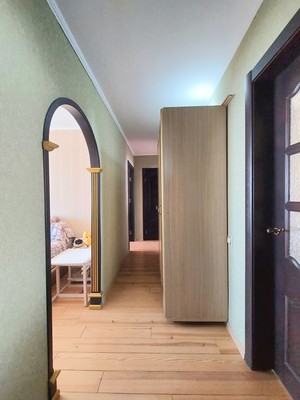 Продам многокомнатную квартиру, Ракетная ул, 32, Симферополь г