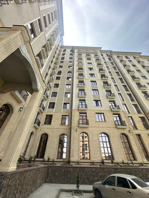 Продам трехкомнатную (3-комн.) квартиру, Ленина пр-кт, 1кд, Нальчик г