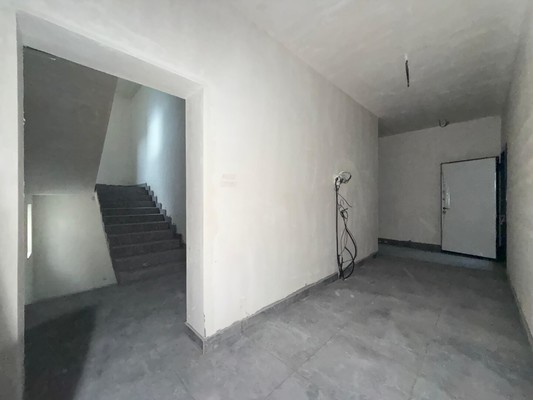 Продам однокомнатную (1-комн.) квартиру, Мовсисяна ул, 15, Нальчик г