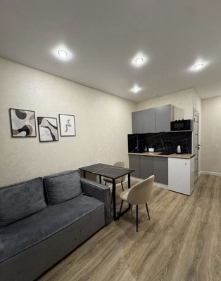 Продам трехкомнатную (3-комн.) квартиру, Ботаническая ул, 13, Казань г